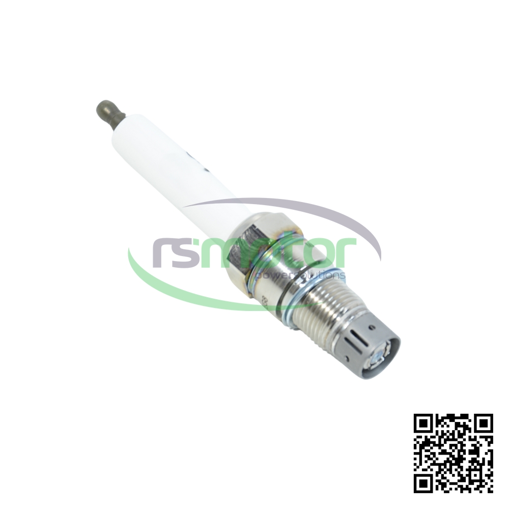 A Goetze brand spark plug with reference RS00000253 on a white background with the "RS Motor" logo in the background and a QR