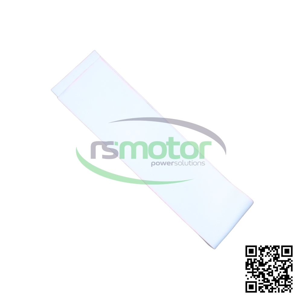 Filtro Interior MWM 12217372 sobre un fondo blanco y con el logo de "RS Motor" en el centro