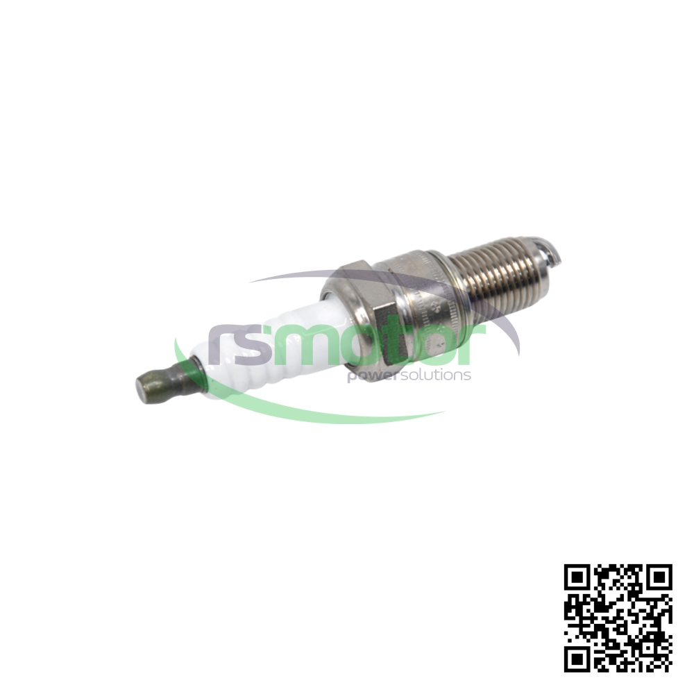 A Denso GE3-1 spark plug with reference number RS00000300 on a white background with the “RS Motor” logo in the background and a QR code.