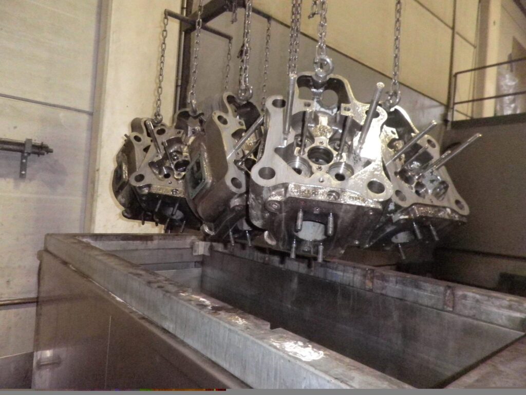 Motor de gas Jenbacher J620 para cogeneración - repuestos RS Motor